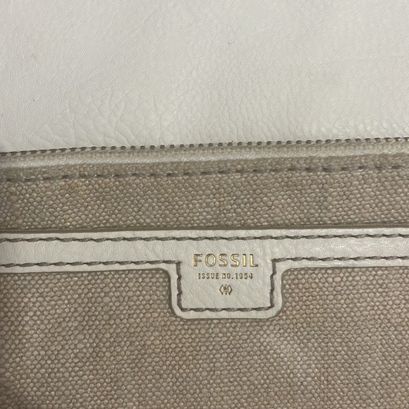 Fossil leather and canvas crossbody - Picture 3 of 7